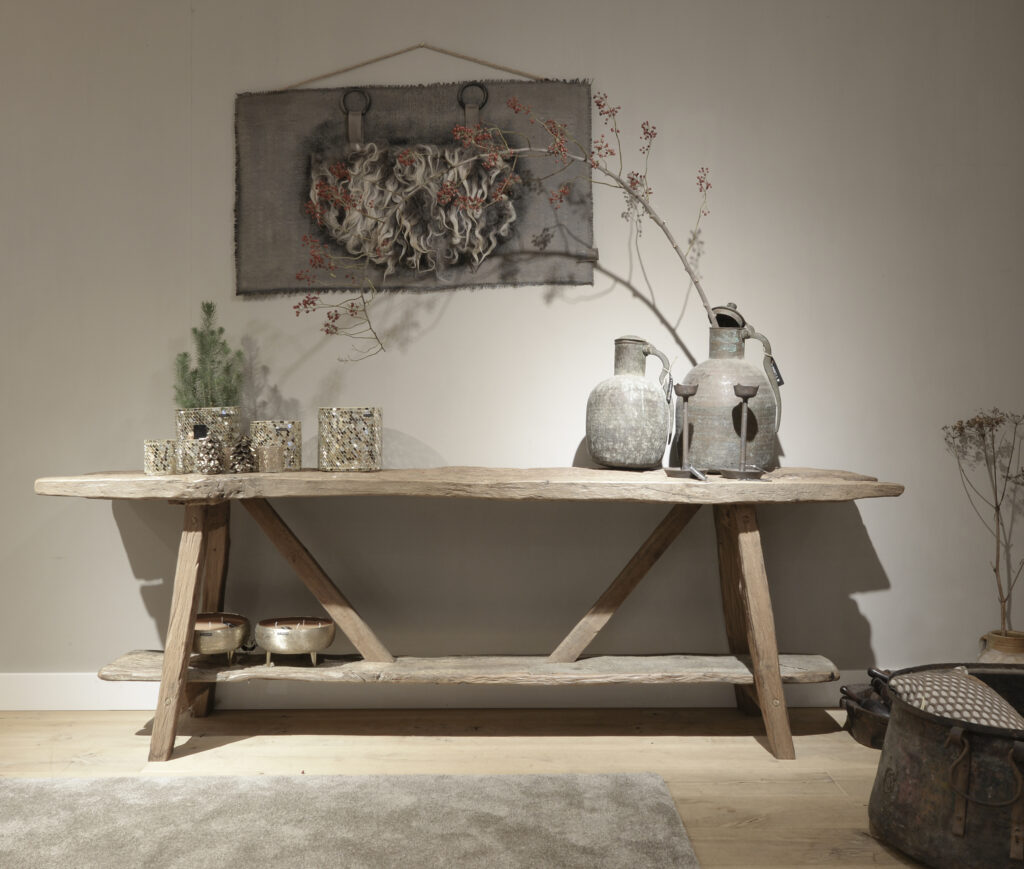 oud eiken bijzet tafel gerecycled eiken op maat gemaakt robuust eiken